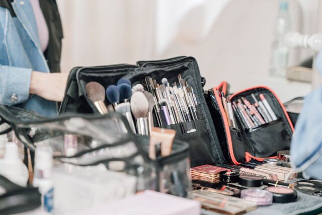 Familiile olfactive: cum îți dai seama ce tip de parfum ți se potrivește